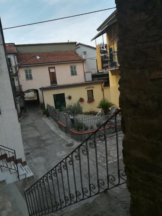 La Casa Del Borgo Apartamento Beverino Exterior foto