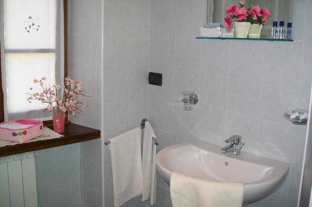 La Casa Del Borgo Apartamento Beverino Quarto foto